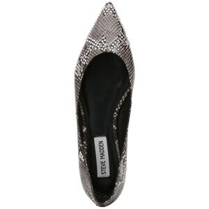 Steve Madden Enna Snake Rhinestone Pointed Toe Flats 9